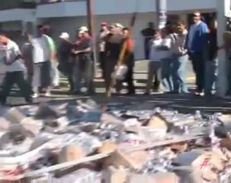 10678906_570966459697616_570966063030989_60573_704_b