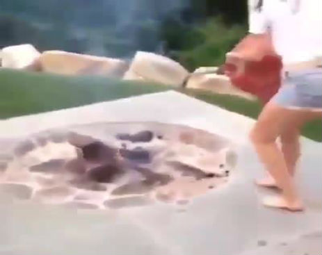 10549336_581738508620411_581738415287087_64938_1375_b