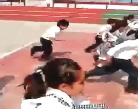 10751525_589215111206084_589214947872767_25795_727_b