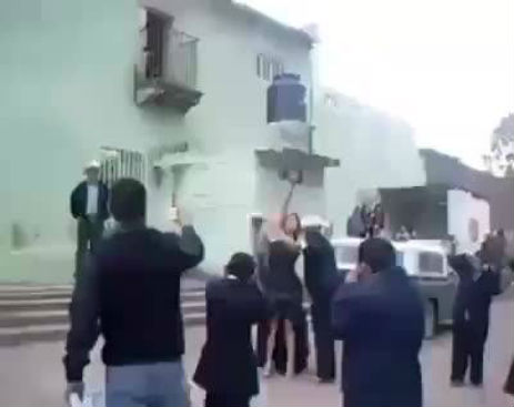 244494_587509658043296_587509574709971_63091_287_b