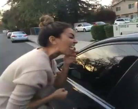 10821015_595752360552359_595752280552367_39766_937_b