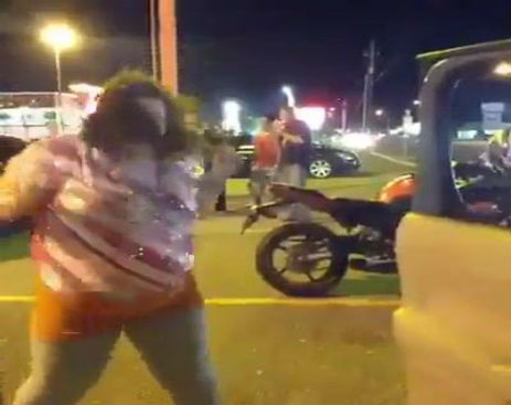 10821344_594946270632968_594946170632978_22298_2548_b