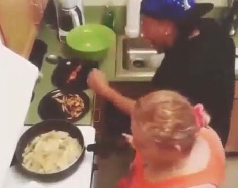 11114534_668938566567071_2138587001_n (1)