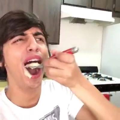 11188546_670316713095923_1862129982_n